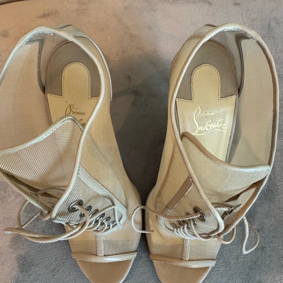 Christian Louboutin Lace-Up Peep-Toe Booties - Size 39.5 - Picture 5 of 5